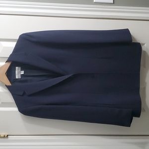 Womens Casual Corner Collectibles Two Piece Suit in Navy Blue, Size 6